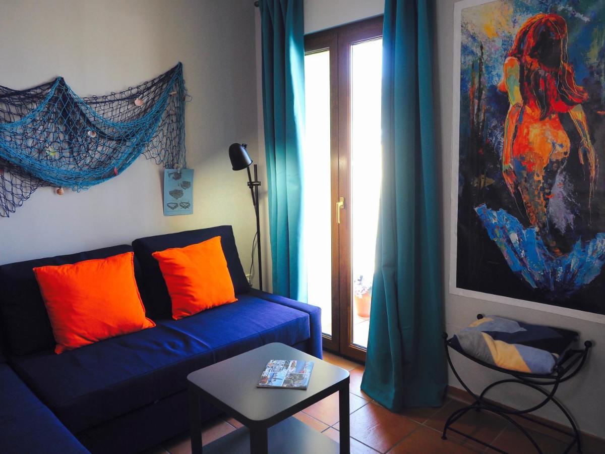 La Sirena - Both And Of Dénia